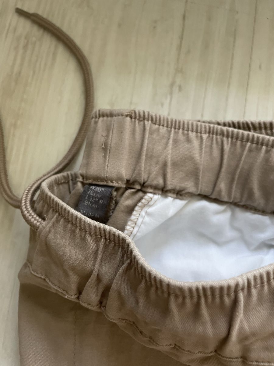 Hosen: 4x Men's Pants - Various Sizes & Styles H&M, ASOS, etc. – Gebraucht aus La Tour de Peilz von bau_sm8d 1