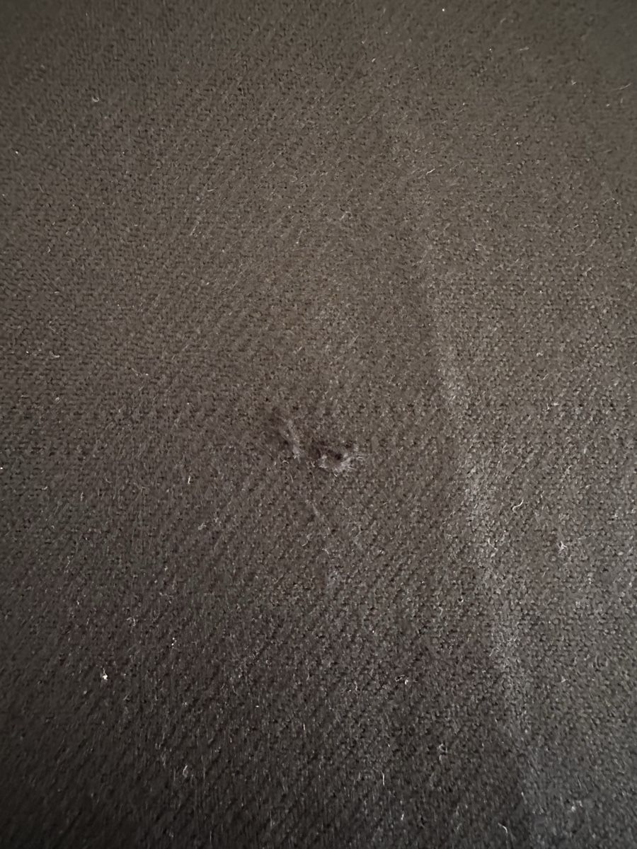 Codello Foulards & écharpes: Codello Schal schwarz mit Fransen gebraucht mit Defekt – D'occasion à Uster par sus_s85n 2