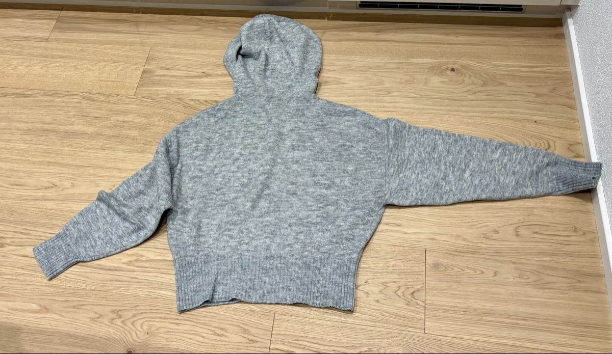 H&M Pulls & Sweat-shirts: H&M Hoodie grau S – D'occasion à Baden par Tiffany6878 1