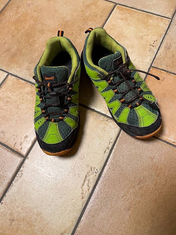 Scarpe per ragazzi: Trekking-/Wanderschuhe "Landrover" Gr. 35 – Usato da Dübendorf venduto da rut_5b5n