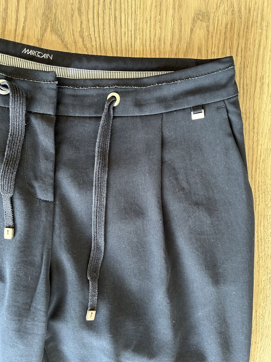 Marc Cain Pantaloni: Marc Cain Pants Dark Blue Size N 3 – Usato da Erlenbach ZH venduto da Syssi_C 2
