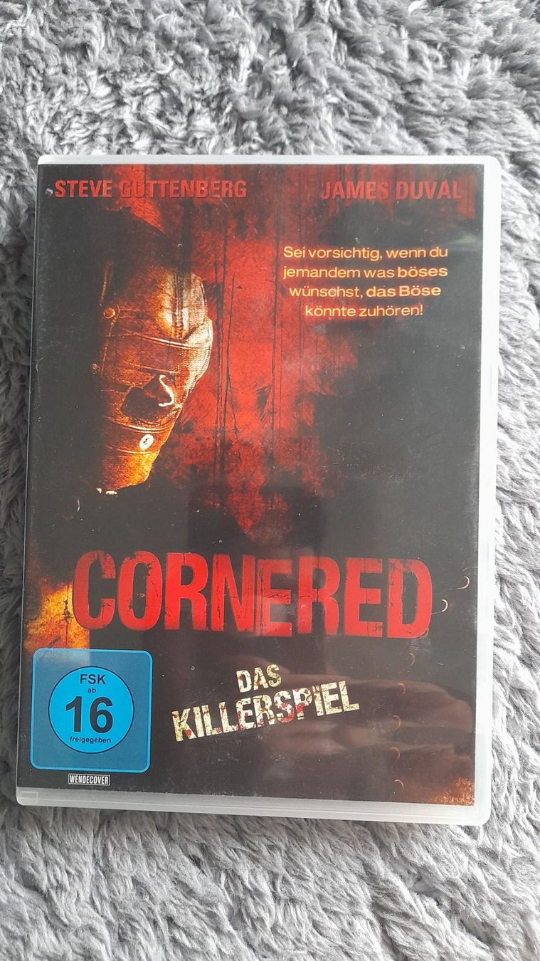 Tous les DVDs: CORNERED   DAS KILLERSPIEL   DVD – D'occasion à Wetzikon ZH par Ramones01