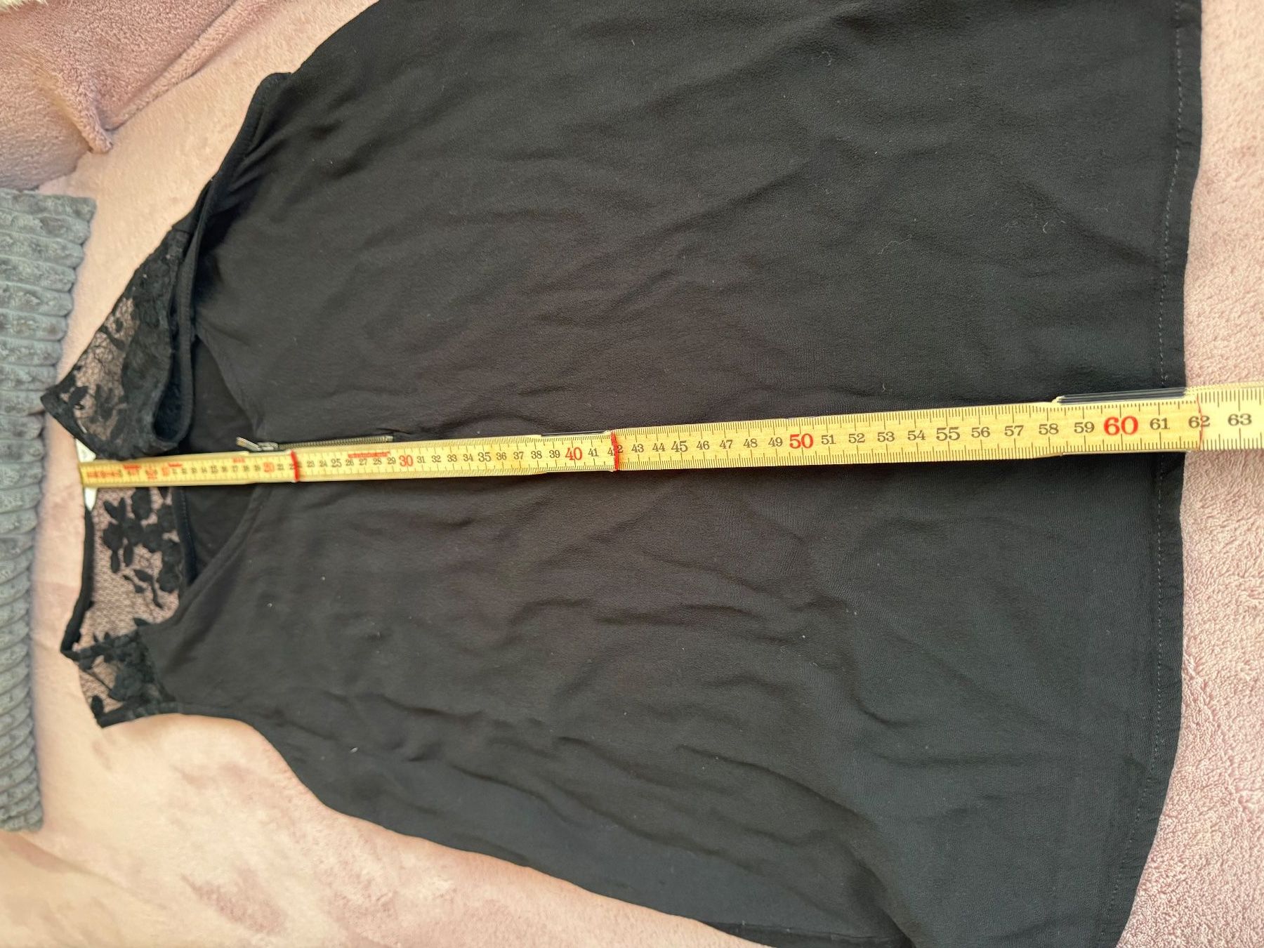Nafnaf Tops: NAF NAF Top schwarz Gr. L – Gebraucht aus Zäziwil von blackpearl 3