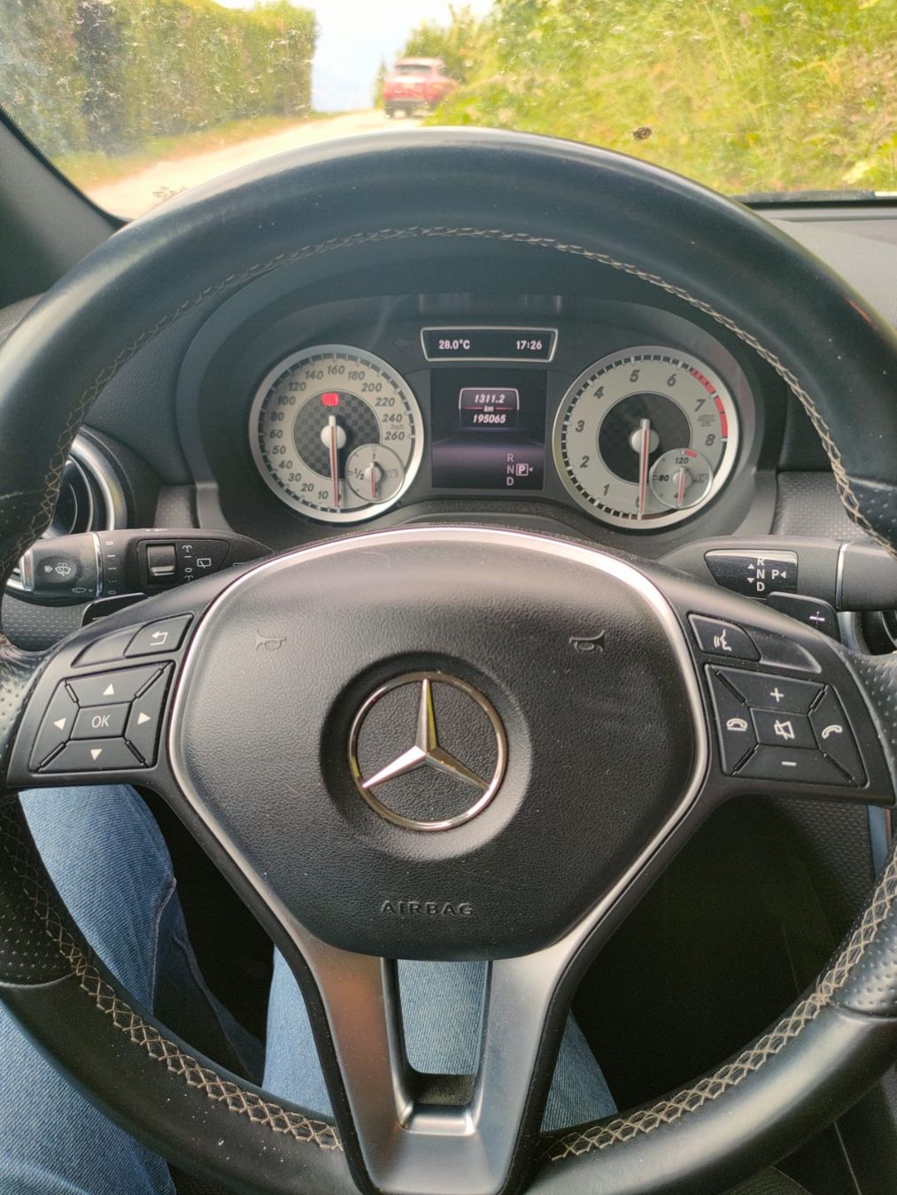 Mercedes-Benz Automobili: Mercedes A180 AMG Line – Usato da Martigny venduto da Gusejn 4
