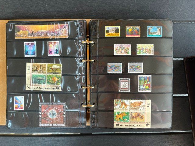 Album: Briefmarkenalbum Genferämter / Uno Genf – Usato da Niederwil AG venduto da dahu75 8