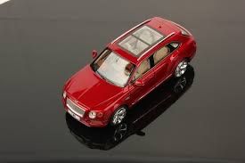 Bentley Modellautos: BENTLEY BENTAYGA ROT 2016 1:43 LOOKSMART – Neu und originalverpackt aus Suhr von Moebelsiralfred