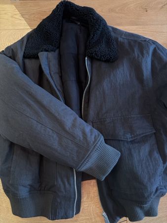 Zara Men’s bomber Jacket in Black size XL