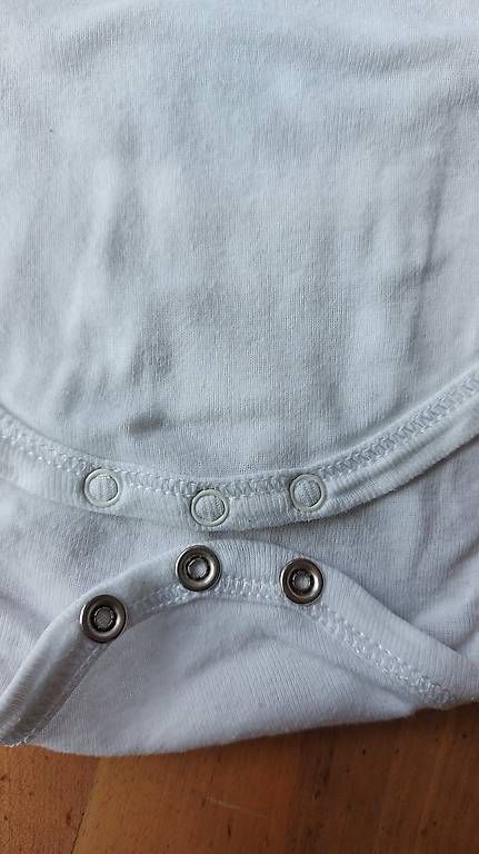 Sous-vêtements: Body Kurzarm Gr. 62 / 68 – D'occasion à Rotkreuz par MASI17 2