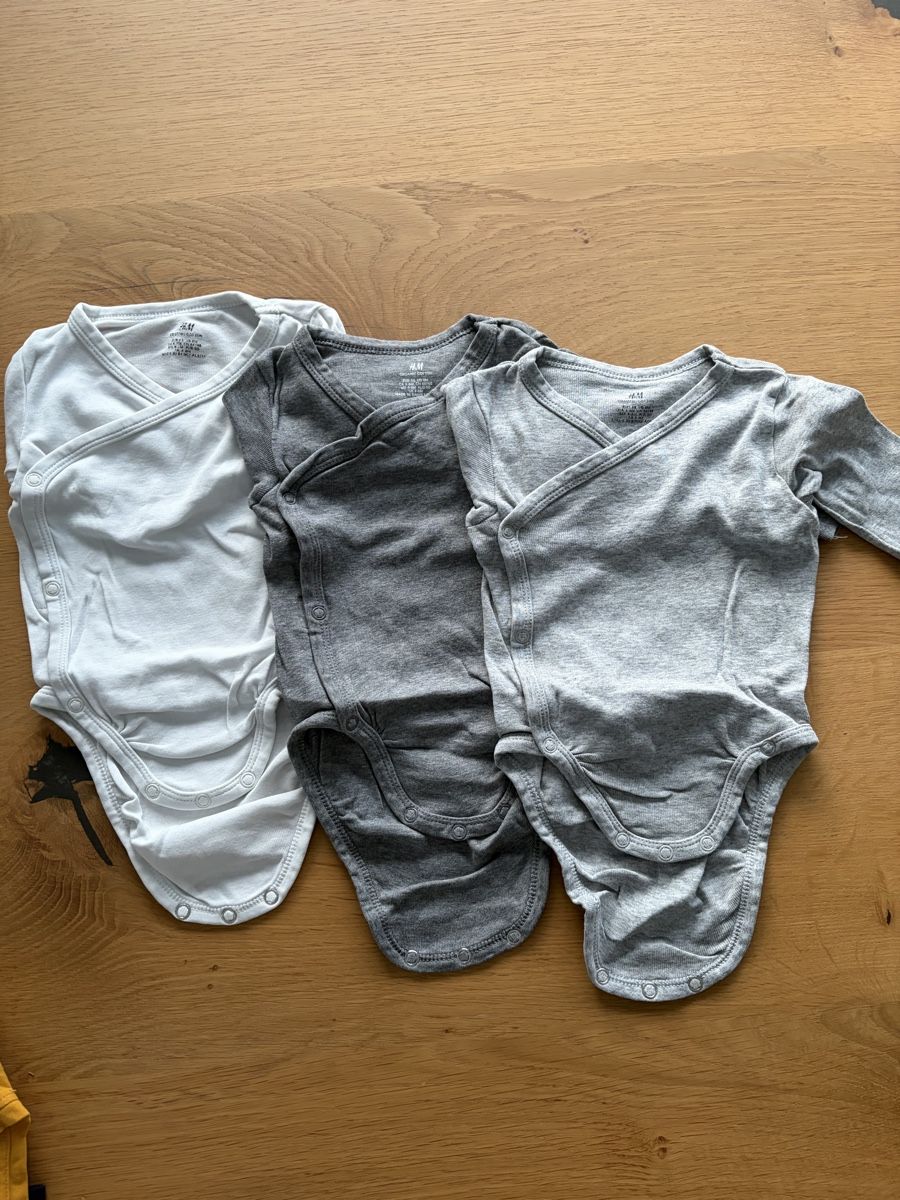 H&M Ensembles coordonnés: Kleiderpaket Herbst/Winter Grösse 68 – D'occasion à Bütschwil par Fdu_9606 3