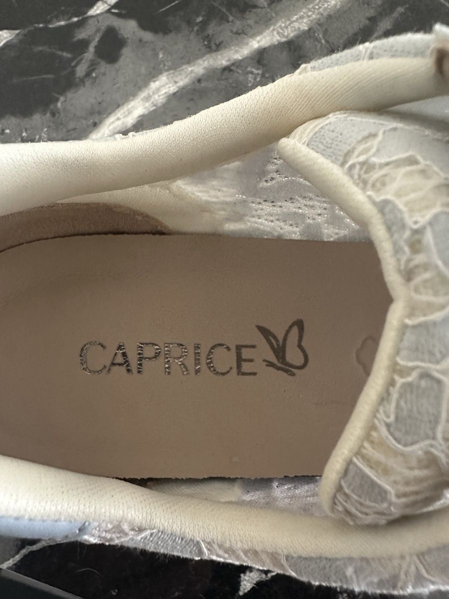 Scarpe da donna: Damen Sneaker Caprice Gr. 38, ungetragen – Nuovo (secondo la descrizione) da Mauensee venduto da Braut-kleid 4
