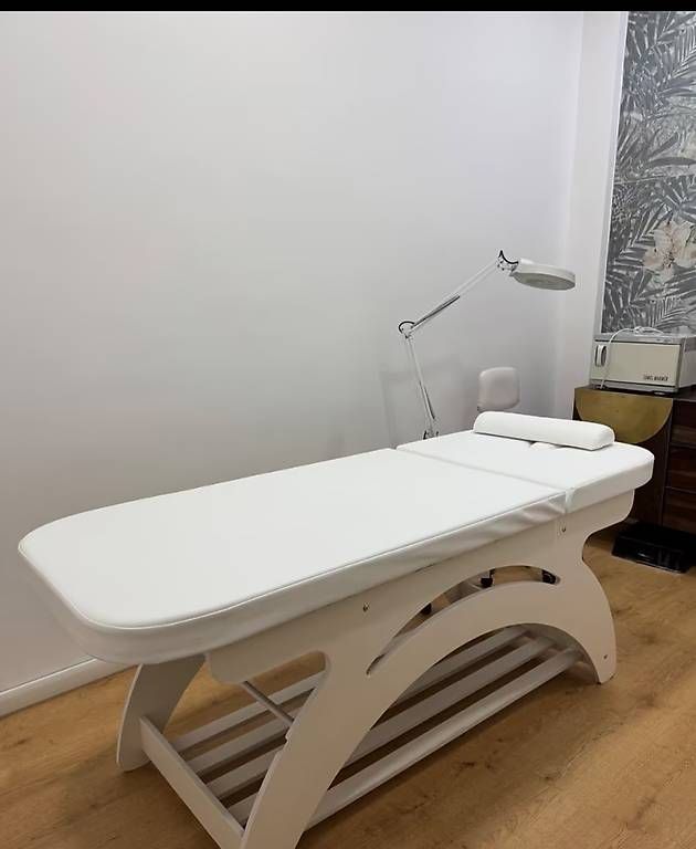 Lettini & sedie per cosmetici: Lettino Massaggio – Usato da Losone venduto da hcm_jvn8 2