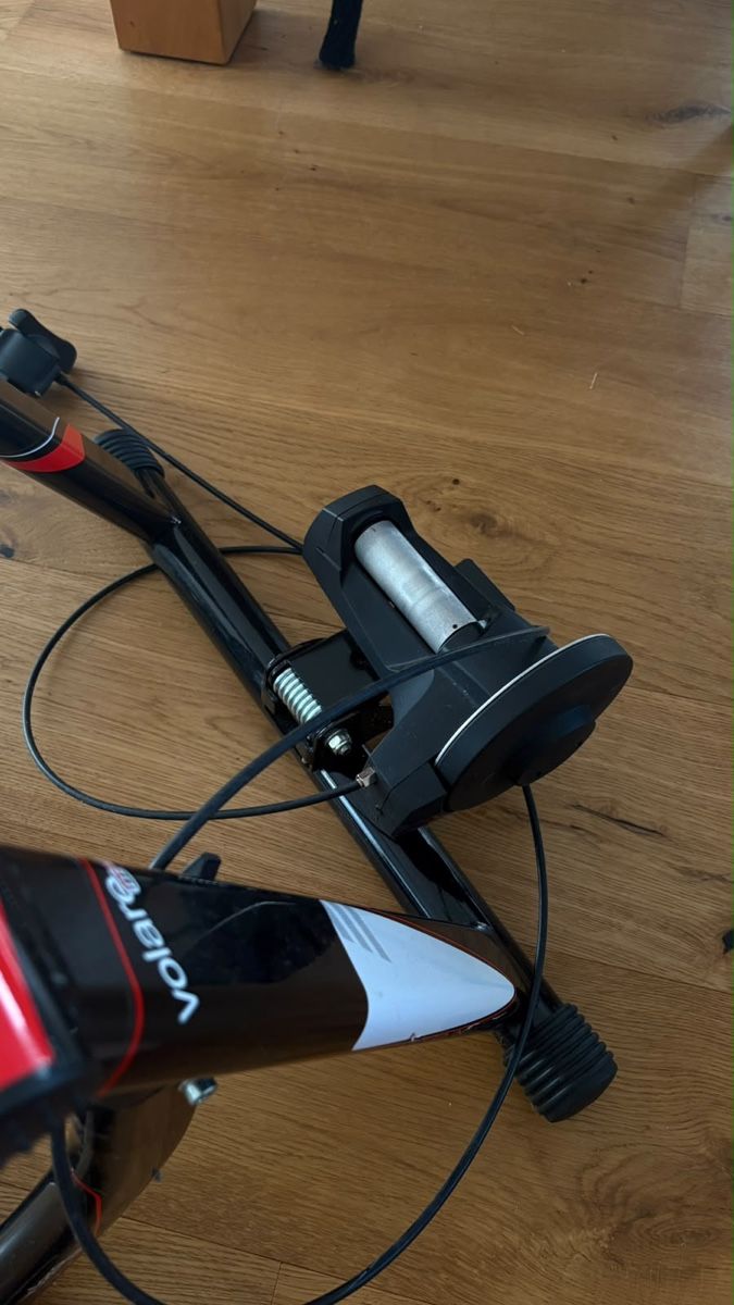 Vélos d'appartement: Elite Mag Speed Rollentrainer – D'occasion à Beringen par L.1995 5