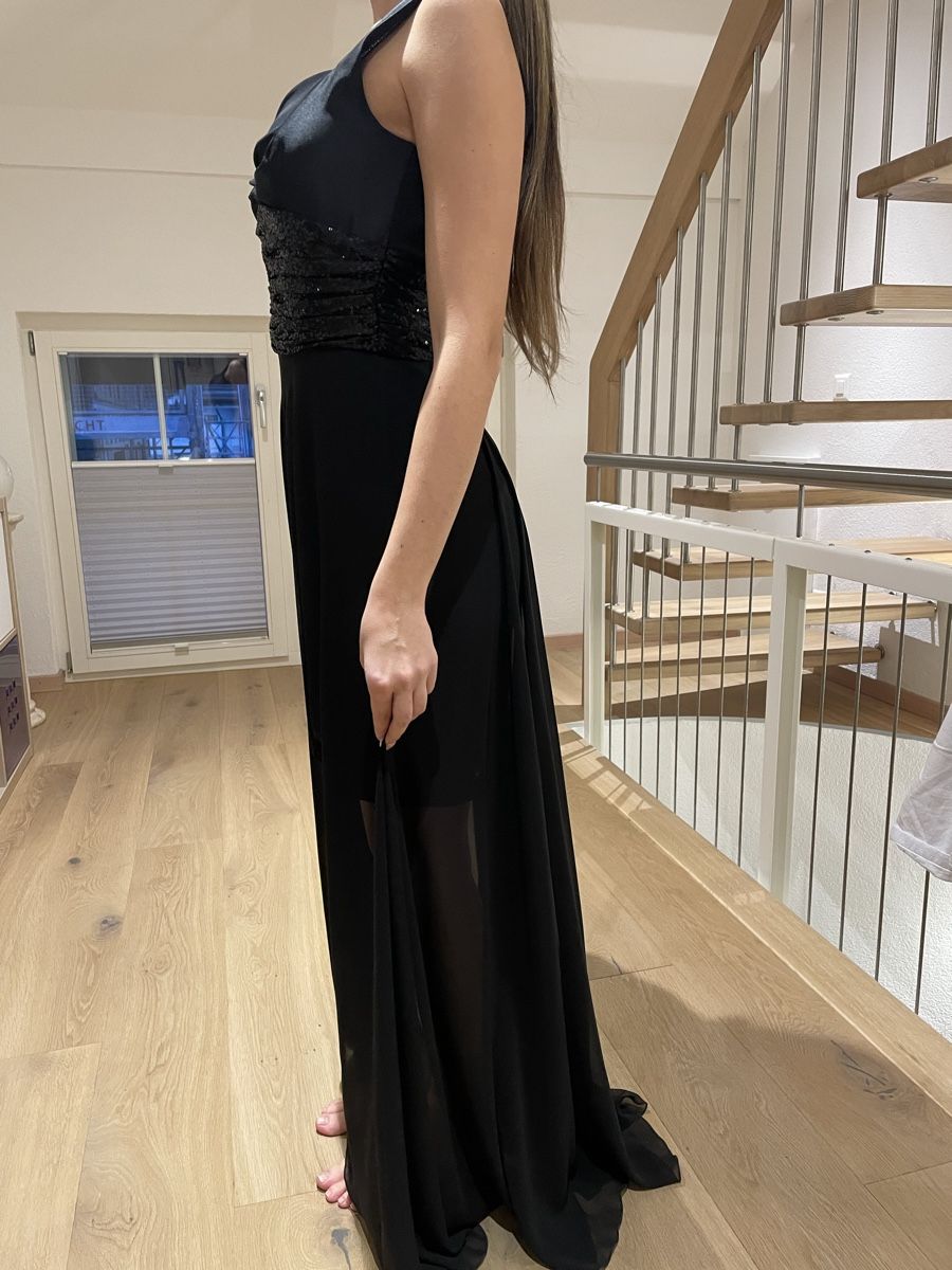 Kleider: Abendkleid schwarz – Neu (gemäss Beschreibung) aus Volketswil von Bachmann7 2