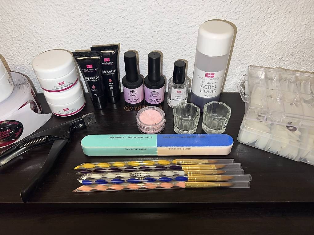 Unghie finte: Acrylnagel Zubehör – Usato da Neuendorf venduto da Lascart 2