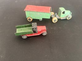 Zwei alte Modellautos Lastwagen Metall gebraucht