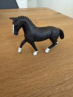 Schleich Hannoveraner Stute Rappe