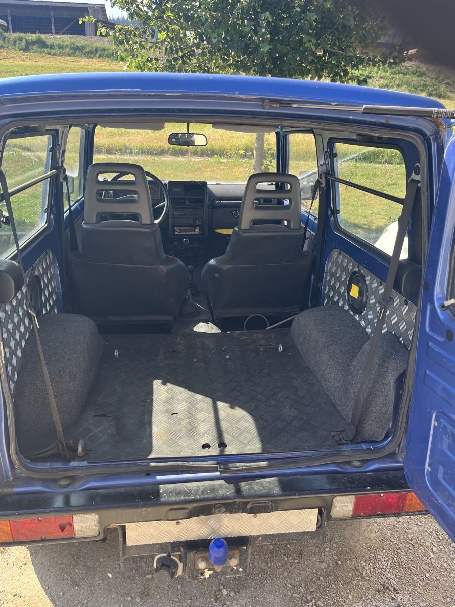 Suzuki Autos: Suzuki 30km/h – Gebraucht aus St-Sulpice NE von Jason2123 4
