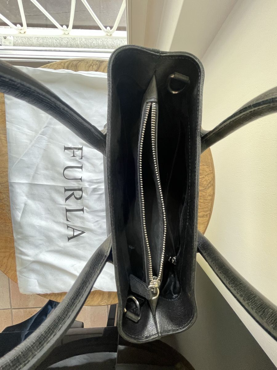 Furla Borse da donna: Borsa Furla originale in pelle nera – Usato da Avegno venduto da ReVibeRachele 2