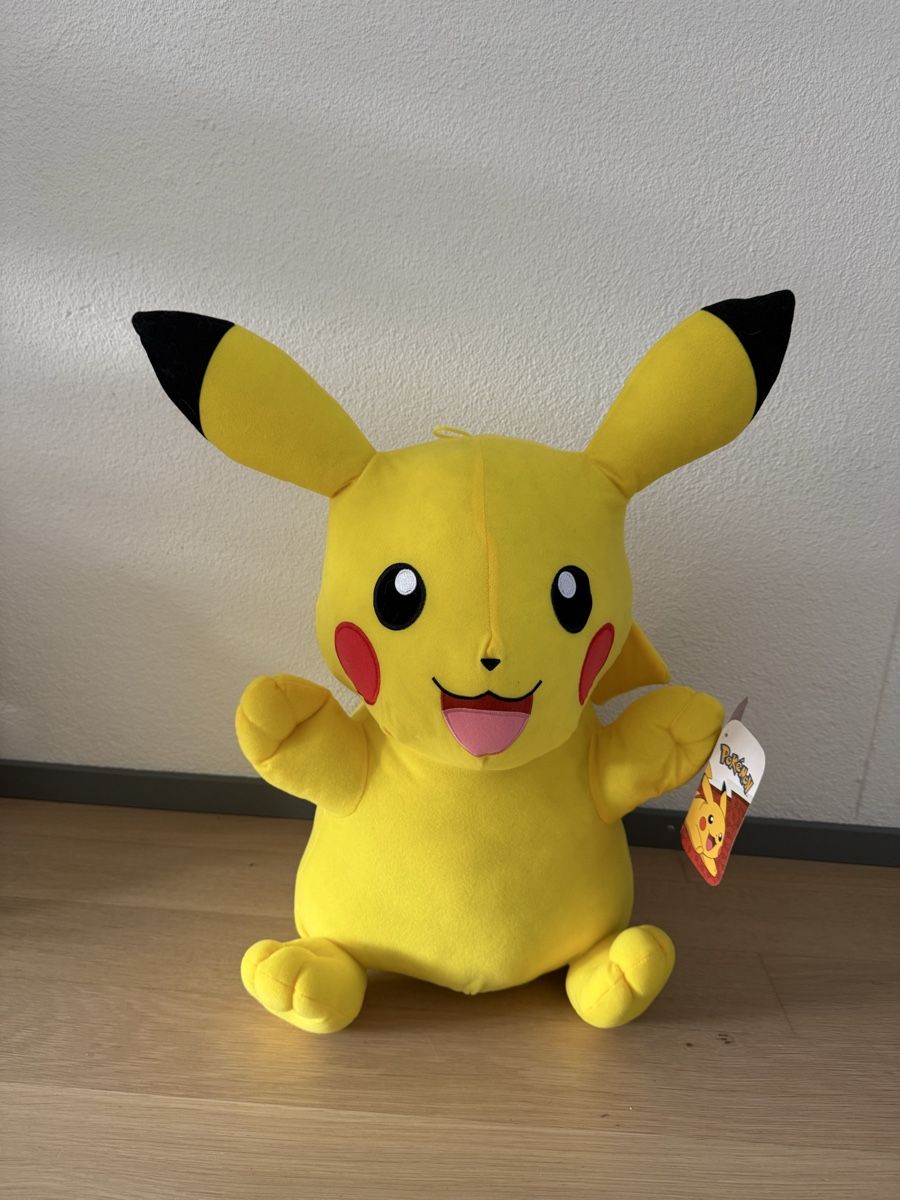 Pokémon Giocattoli: Pikachu Plüschtier (NEU) – Nuovo (secondo la descrizione) da Dübendorf venduto da LeoneDelPiero