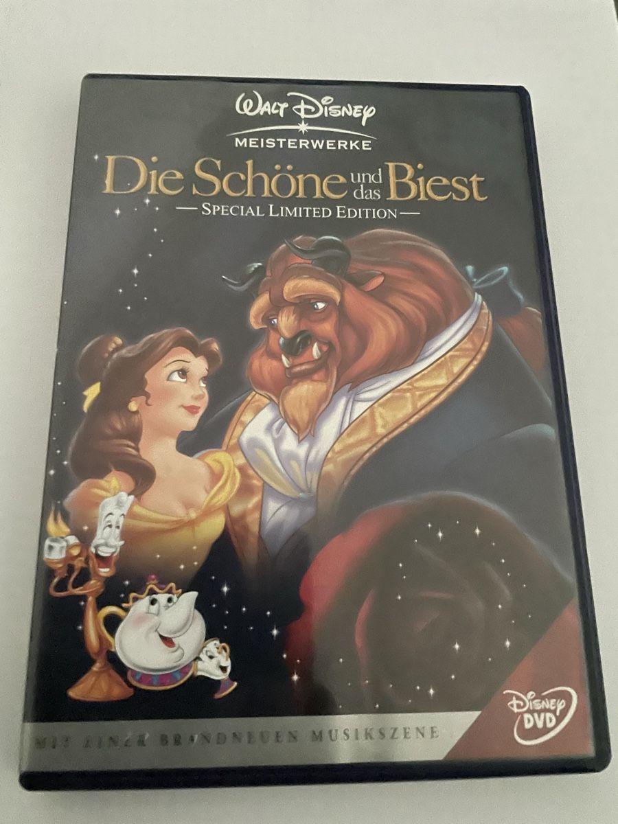 Tutti i DVDs: Die Schöne und das Biest – Usato da Winterthur venduto da Cobraforce