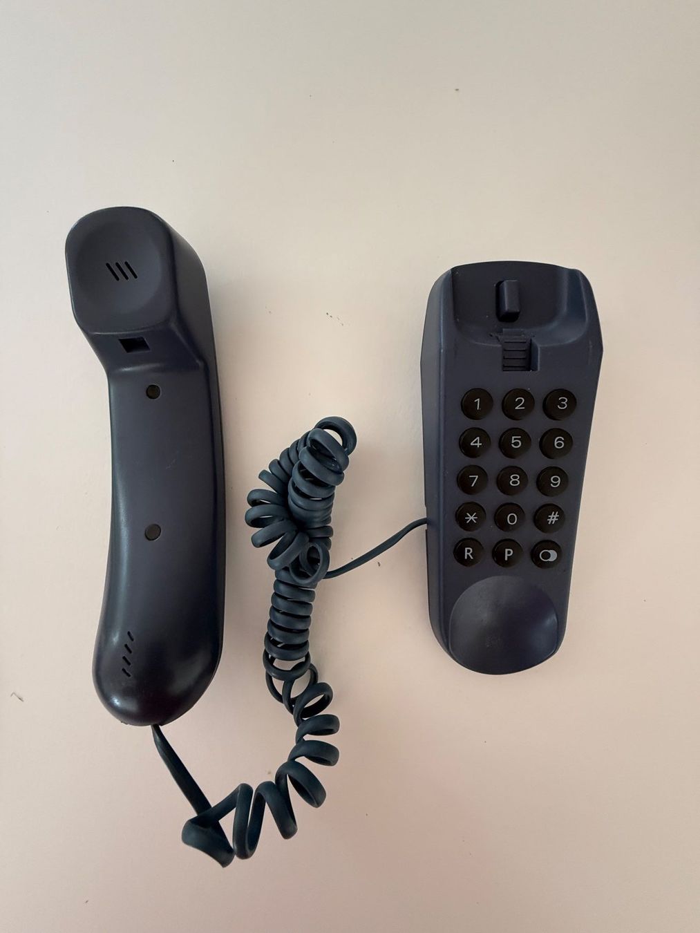 Swisscom Téléphones: Telefon Swisscom Bernina (Oldtimer) – D'occasion à Zumikon par jwy_2000 1