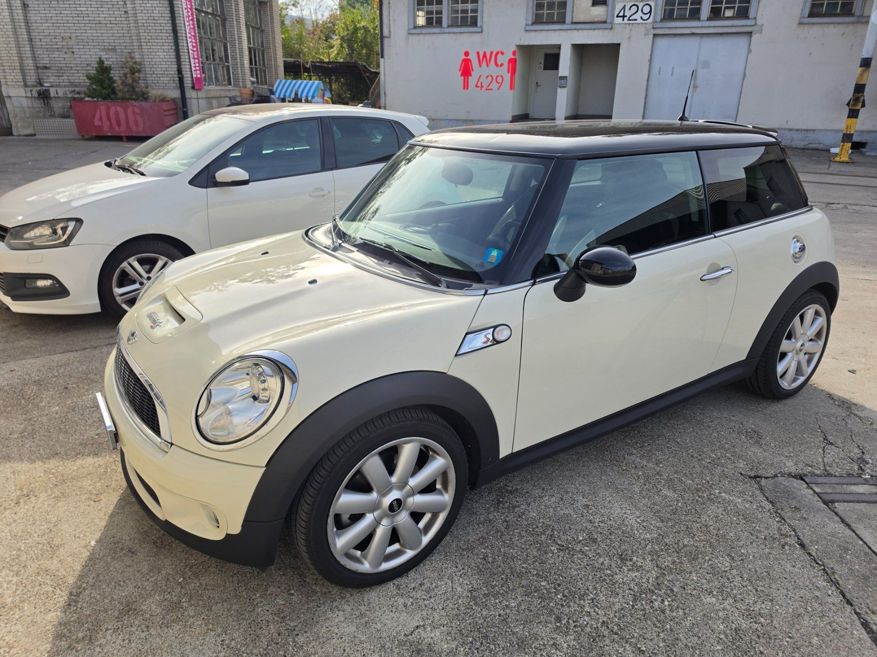 Mini Autos: Mini Cooper S – D'occasion à Basel par Aspira 1