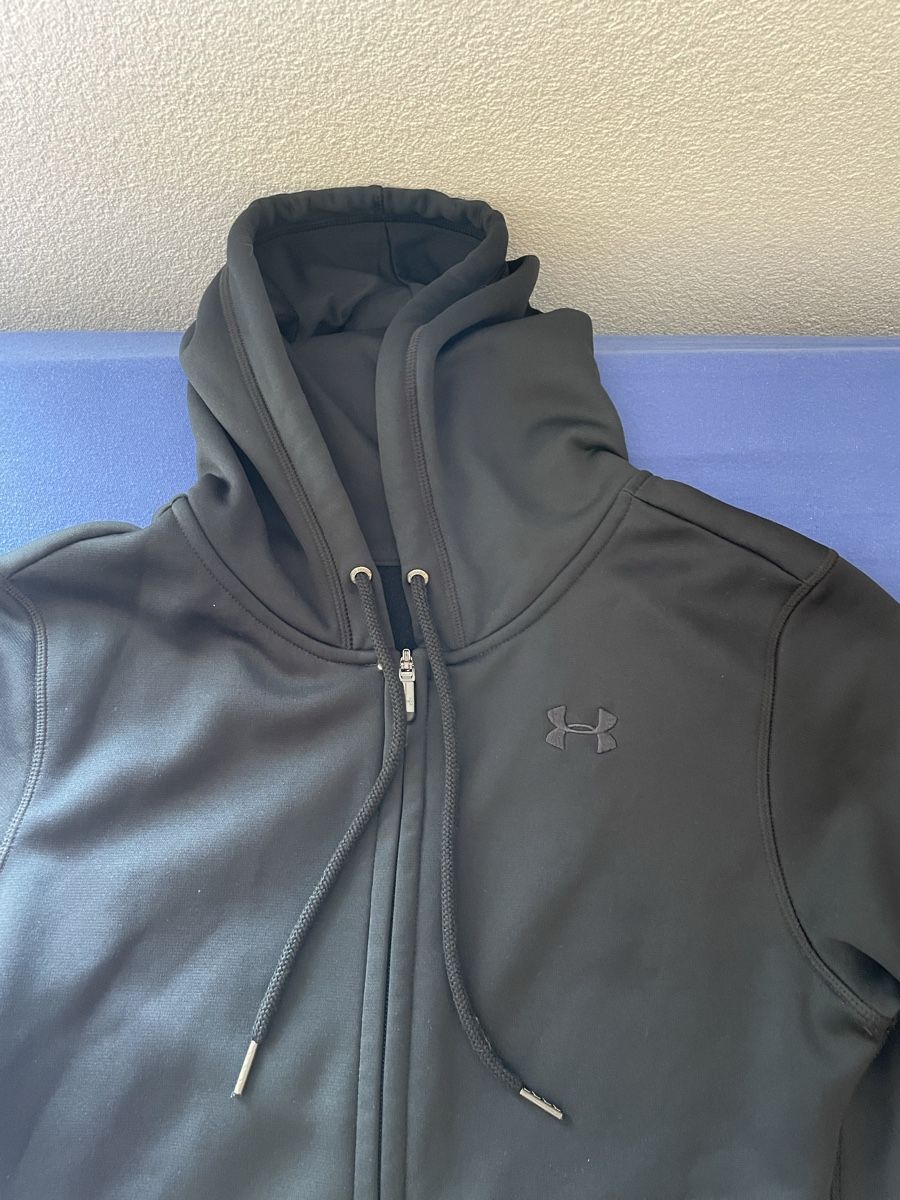 Under Armour Jacken: Under Armour Kapuzenjacke – Gebraucht aus Niederdorf von ciritungol 3