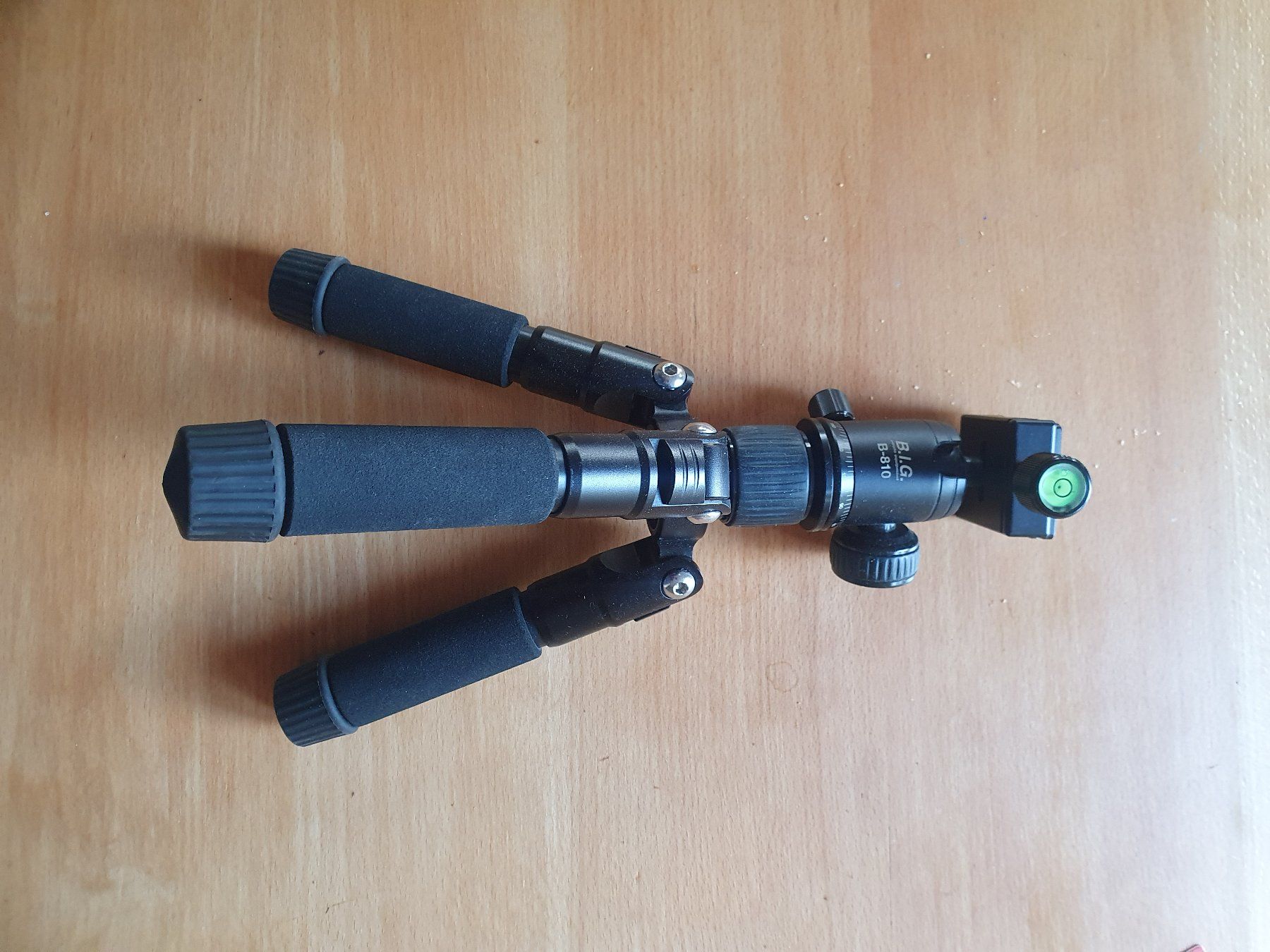 Stative & Köpfe: Stativ B.I.G. MT-810 – Gebraucht aus Schüpfen von glange