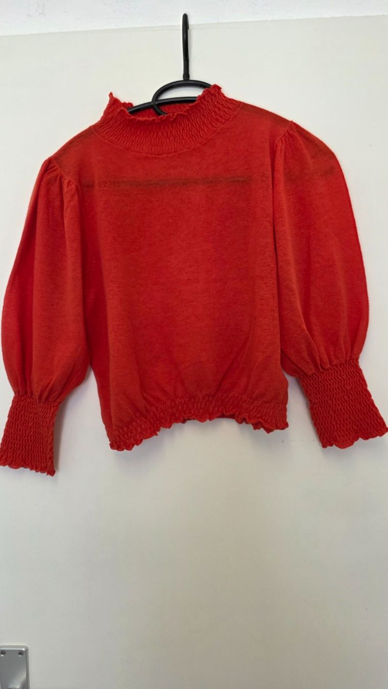 Zara Maglioni & Felpe: kurzer Pullover – Usato da Dübendorf venduto da Jolenia