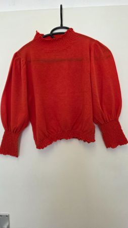 kurzer Pullover
