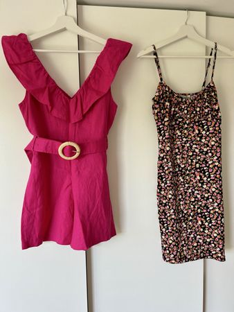 2 Sommerkleider pink und geblümt Grösse S
