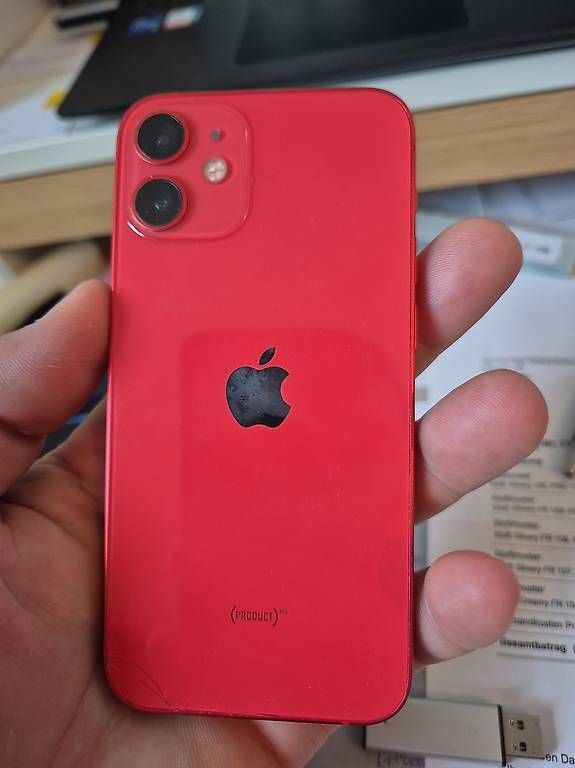 Handys / Smartphones: Iphone 11 – Gebraucht aus Ardez von 46Ard1996 1