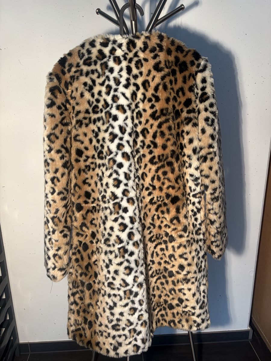 Zara Cappotti: Zara Basic Kunstfellmantel Leopardenmuster Grösse S – Nuovo (secondo la descrizione) da Büsserach venduto da SalebyGianni 2