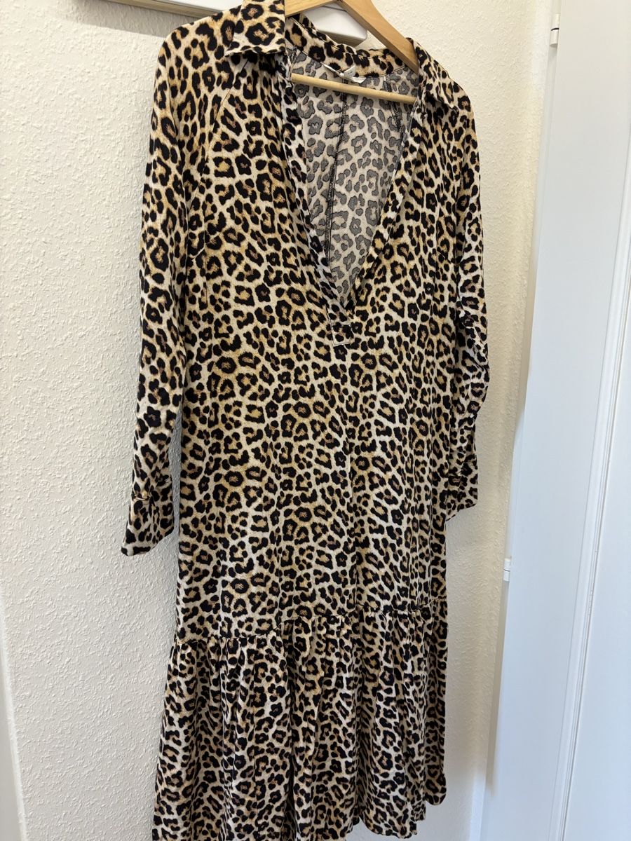 H&M Vestiti: Robe longue style chemise leopard – Usato da Genève venduto da bha_jcf5