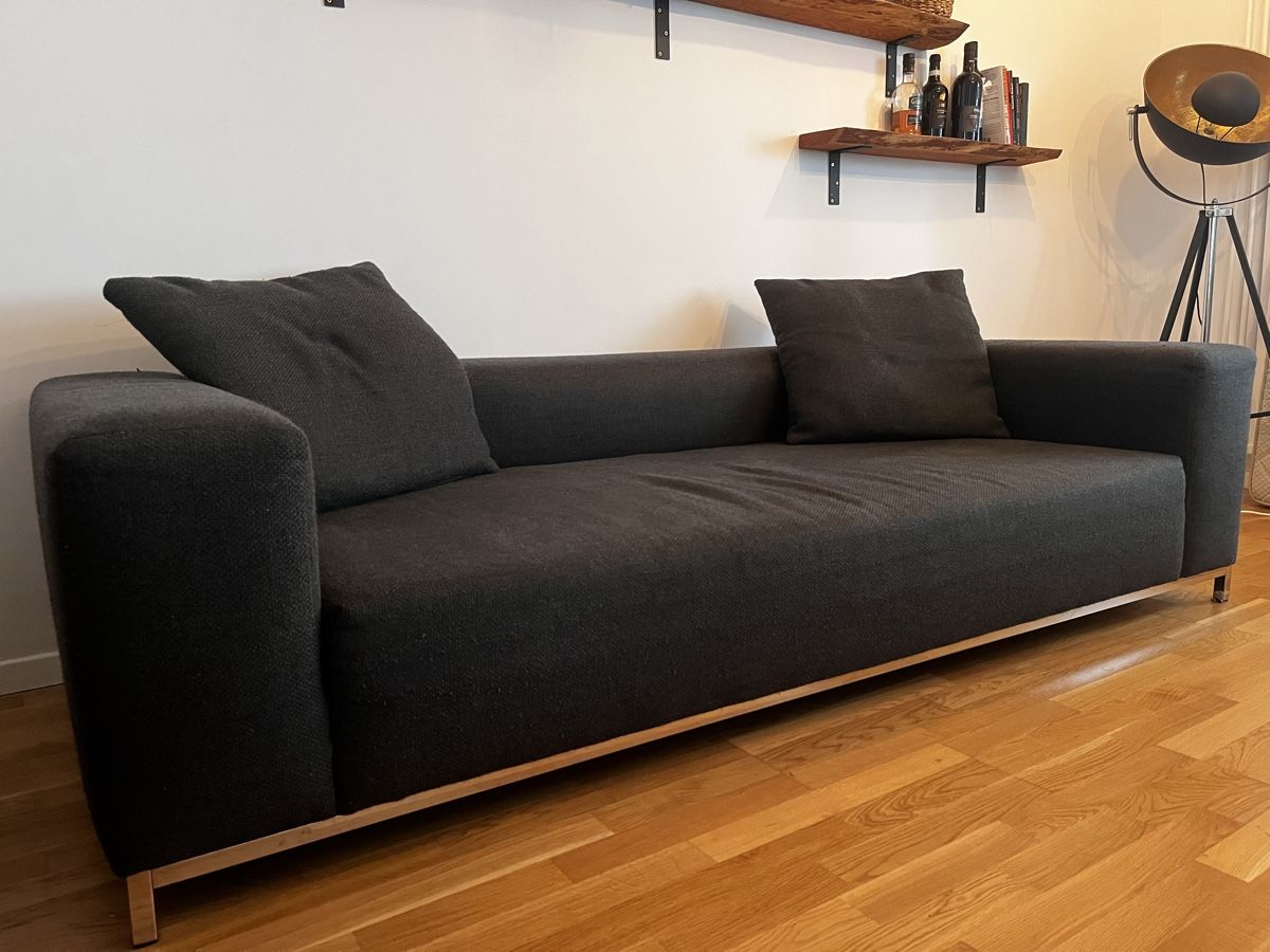 Divani: Dunkelgraues Stoffsofa – Usato da Nidau venduto da Schimione 2
