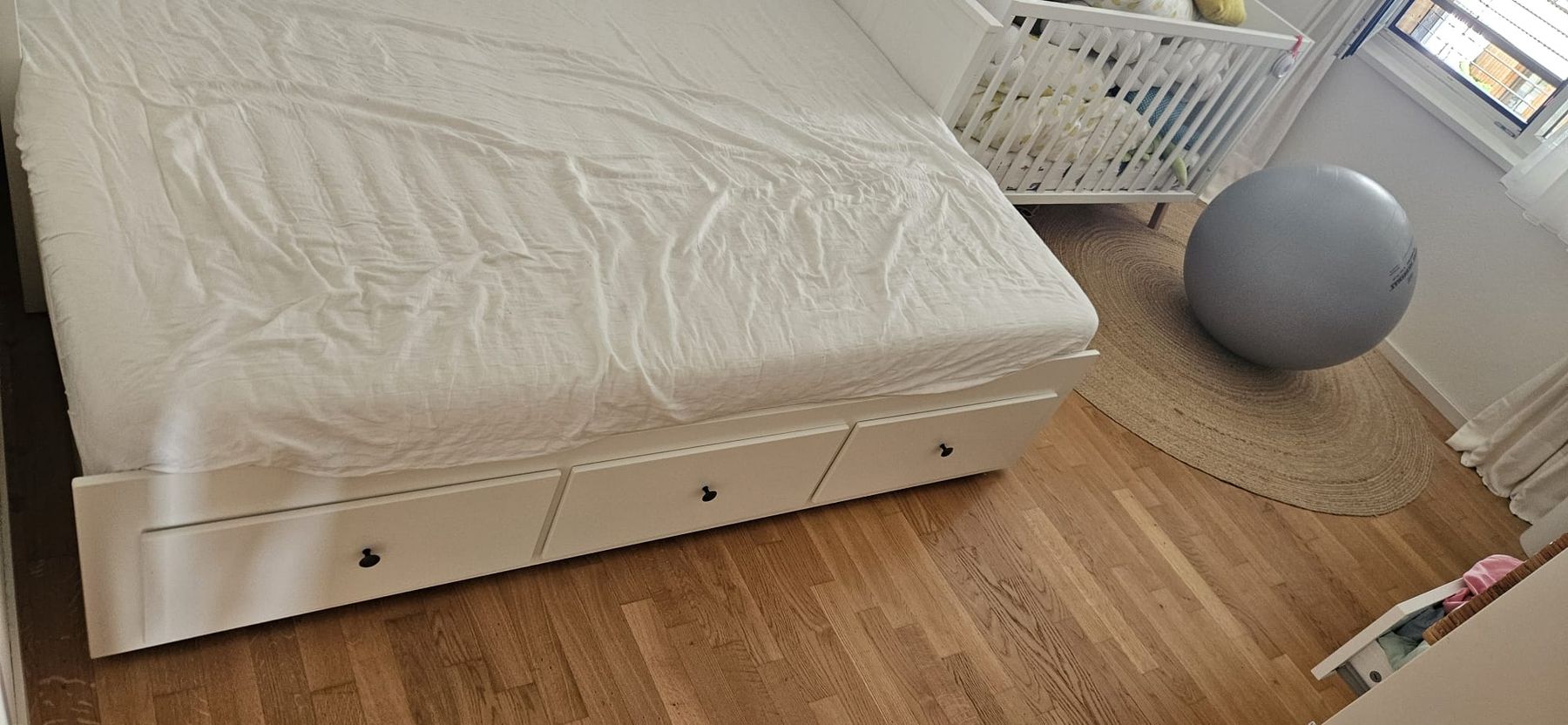 Letti: Hemnes IKEA - ausziehbar, top – Usato da Uster venduto da mivoe90 2