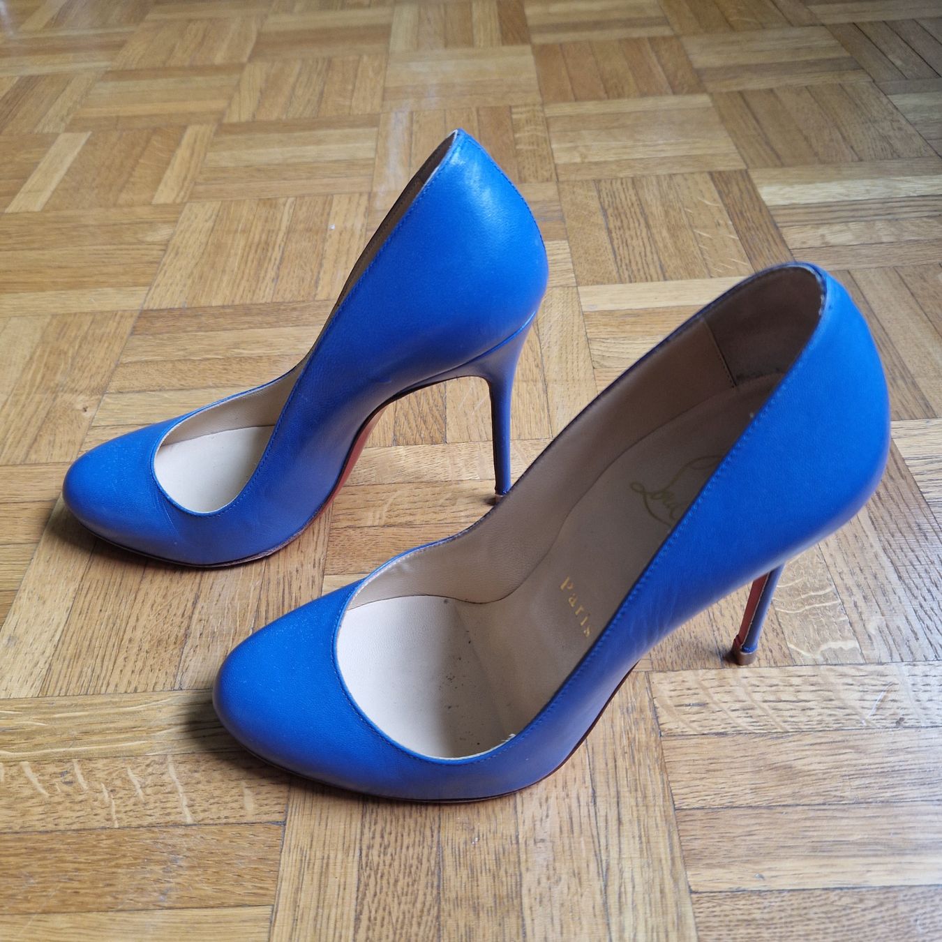 Christian Louboutin Scarpe da donna: Louboutin bleu 36 – Usato da Onex venduto da AF. 8