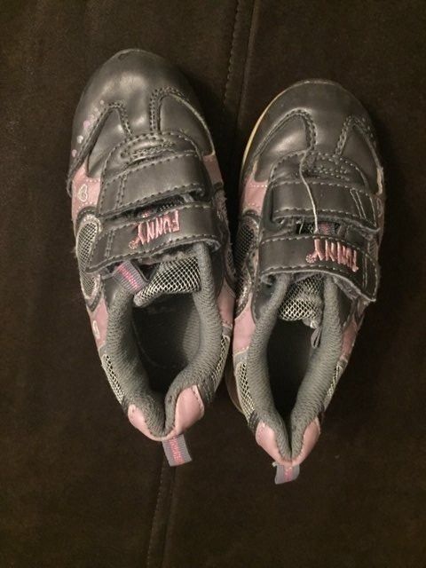 Scarpe per ragazze: Turnschuhe Funny Grösse 24/25 – Usato da Emmen venduto da Aribini 3