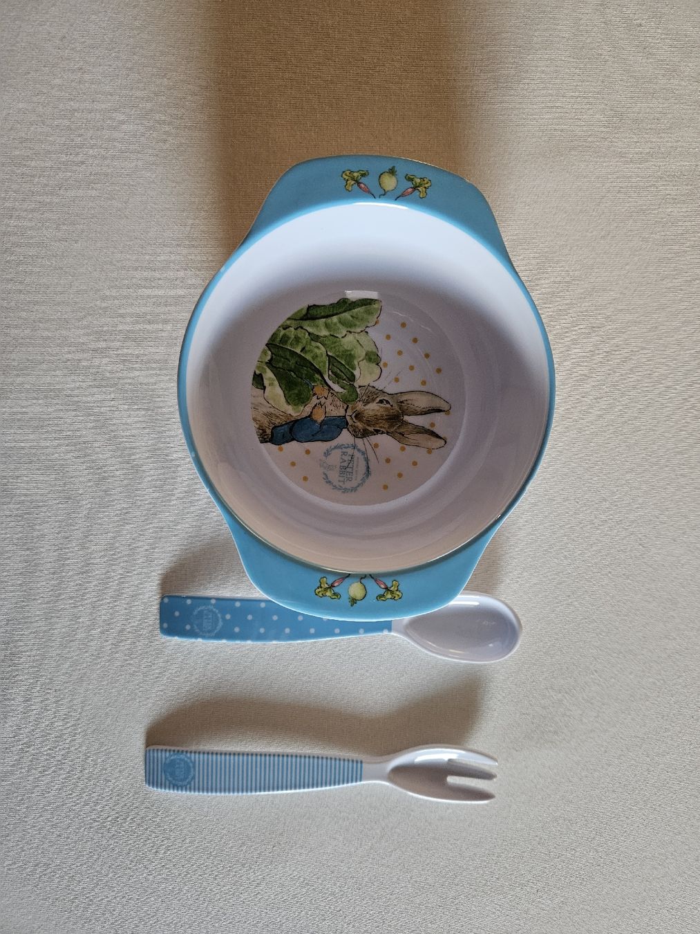 Set di piatti: Baby Geschirr Set – Usato da Zürich venduto da Lejahan77