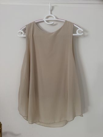 2 blouses d’été taille M