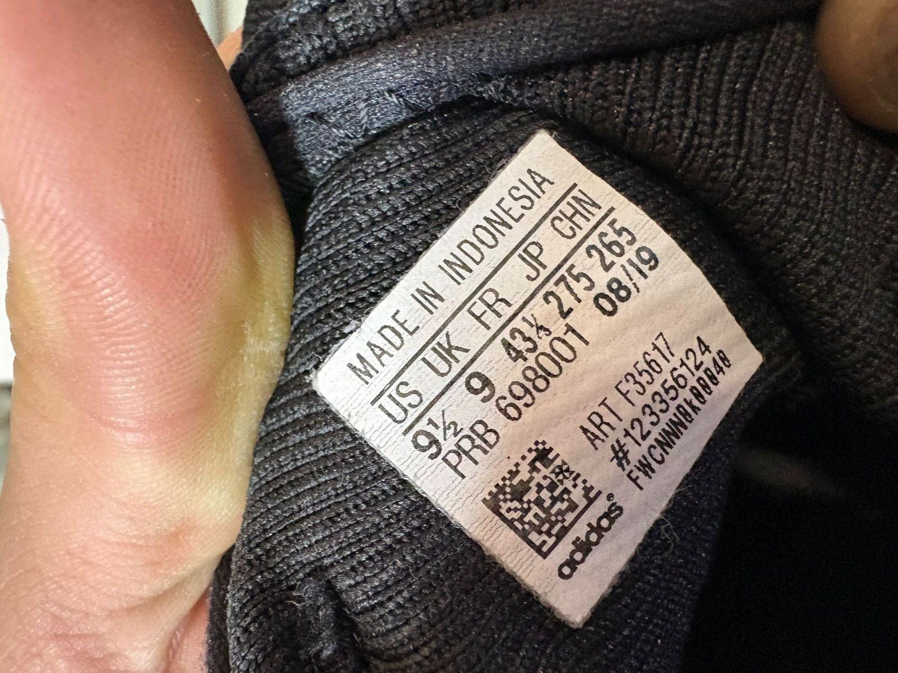 Adidas Scarpe da uomo: Adidas Hallenschuhe – Usato da Oberentfelden venduto da dar_7gzv 2