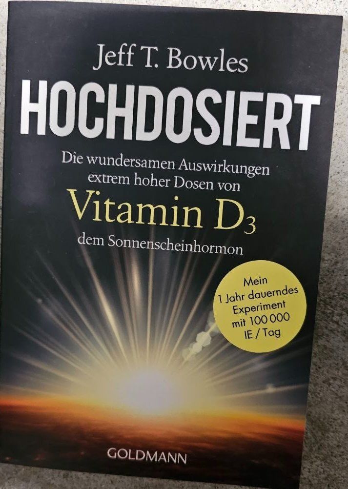 Libri: Hochdosiert: Vitamin D3 – Usato da Köniz venduto da deb_l6sd