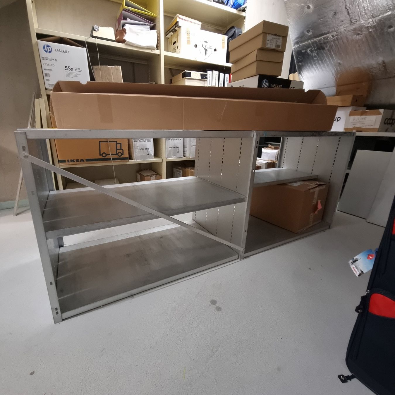 Scaffali: ERI Metallregal 97x76x60cm – Usato da Affoltern am Albis venduto da Zapro