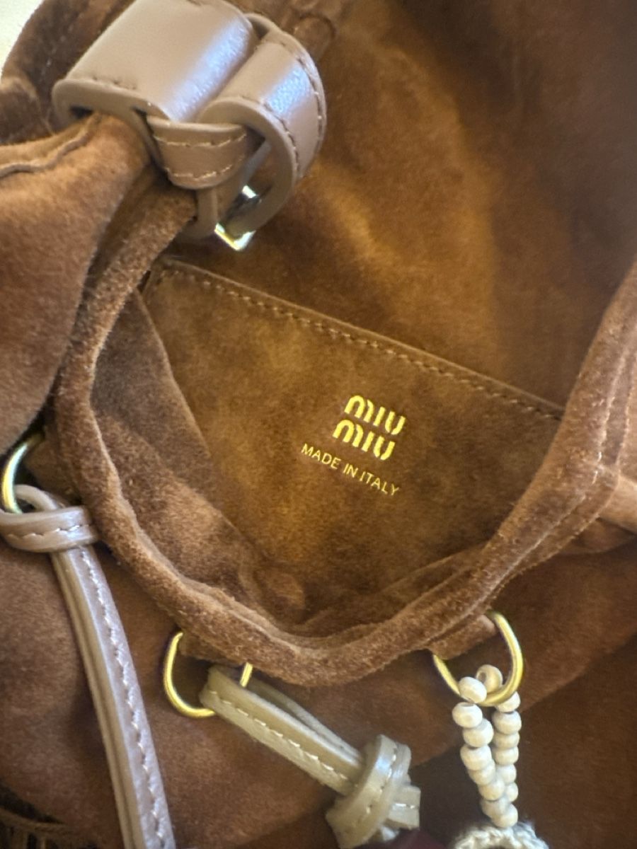 Miu Miu Borse da donna: MIU MIU Tasche Neu – Nuovo (secondo la descrizione) da Luzern venduto da TENDIMO 3