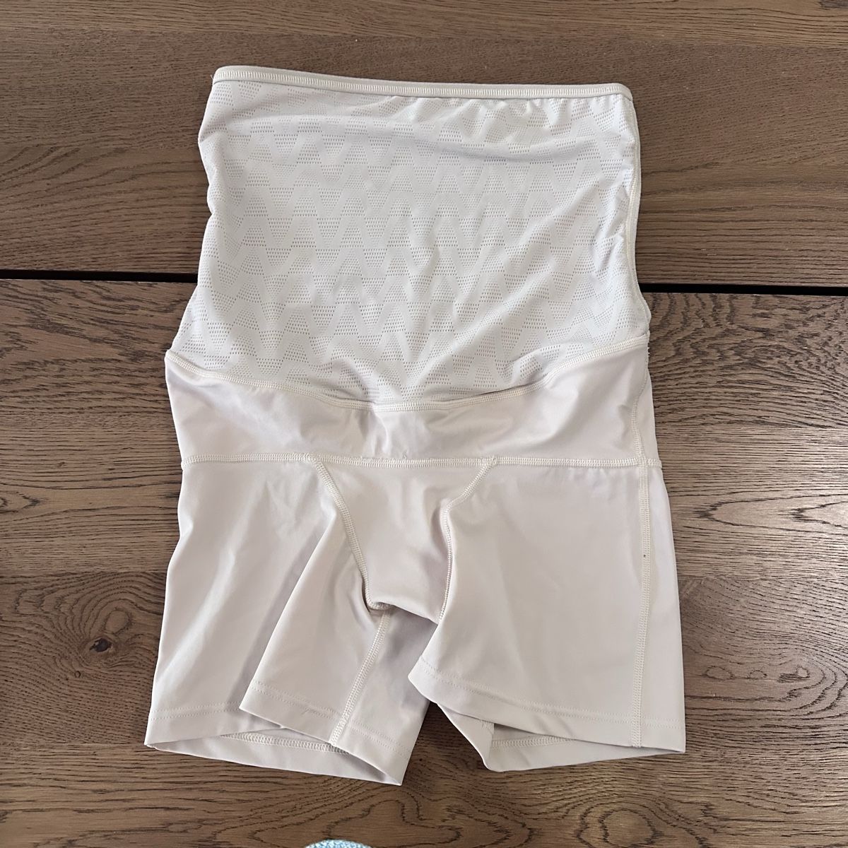 Altra biancheria intima: SRC Pregnancy shorts shapewear XS NP 110 CHF – Nuovo (secondo la descrizione) da Zürich venduto da LilySasa 2