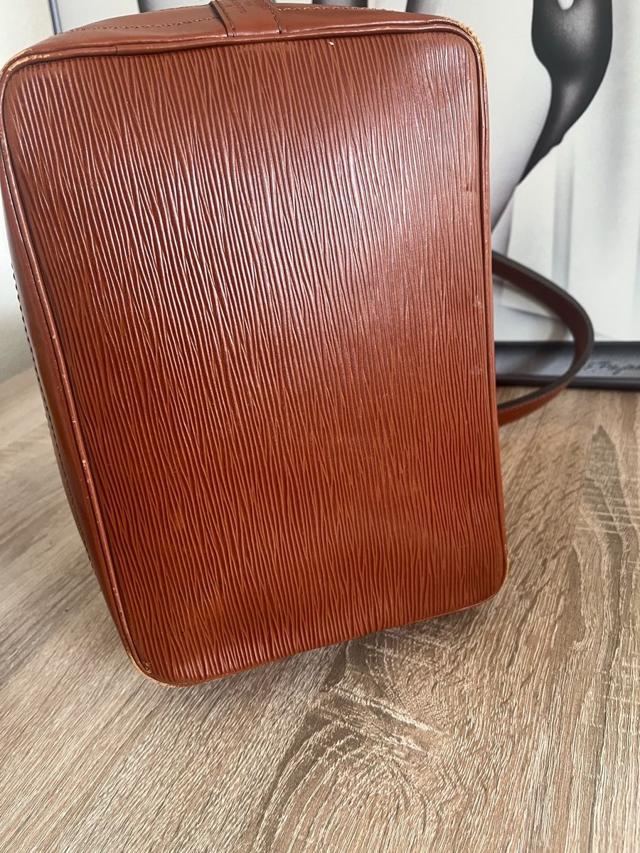 Louis Vuitton Taschen für Damen: Louis V – Gebraucht aus Brugg AG von Ljubinka0410 2