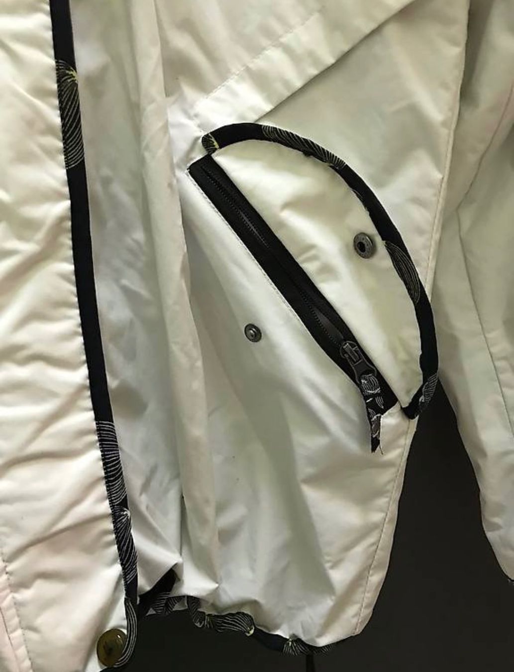 Jacken: Ski-Jacke Gr.44 – Gebraucht aus Basel von tif_m2h6 4