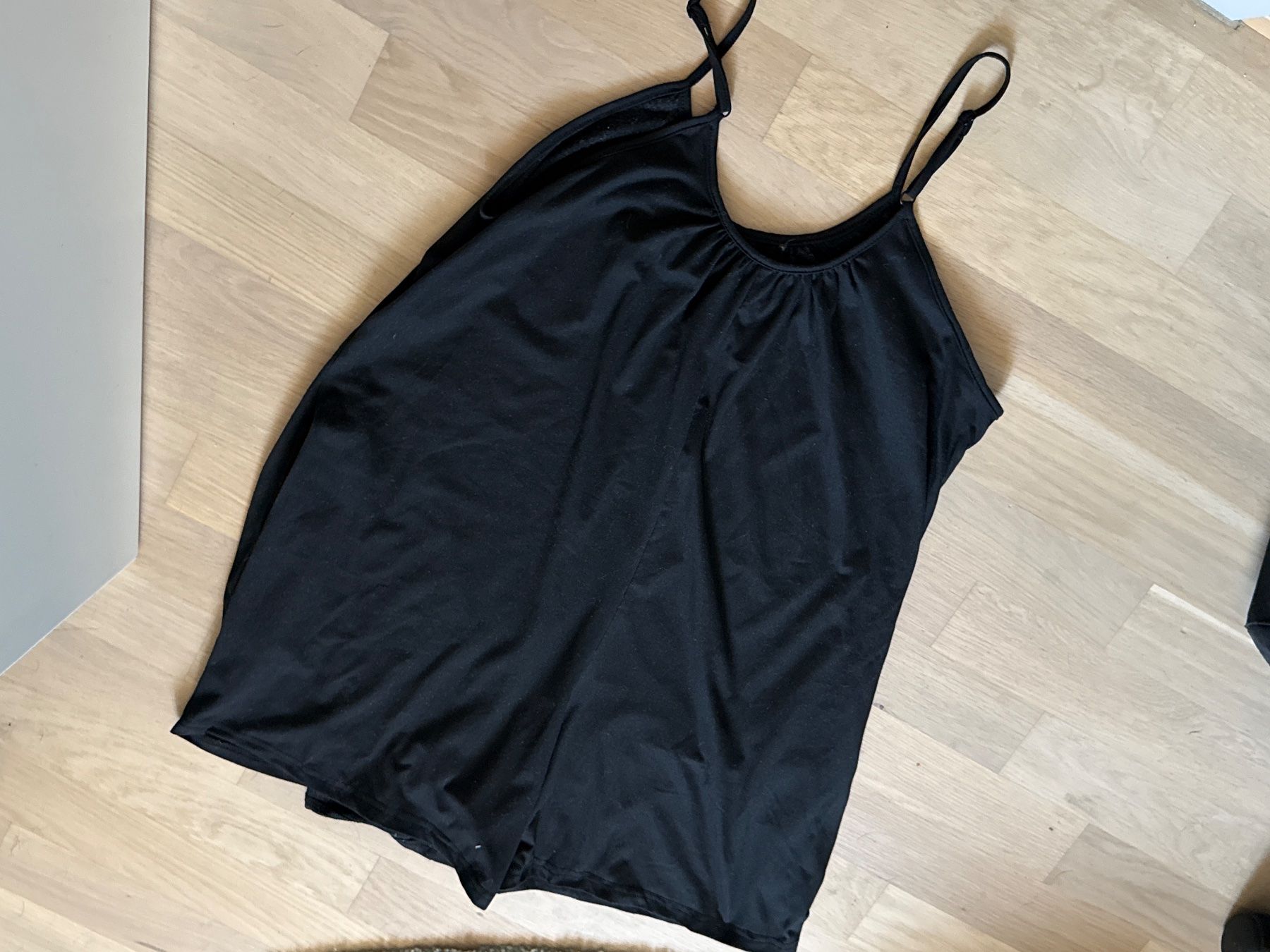 Tute: Jumpsuit Shorts, L – Usato da Amriswil venduto da used2use 1