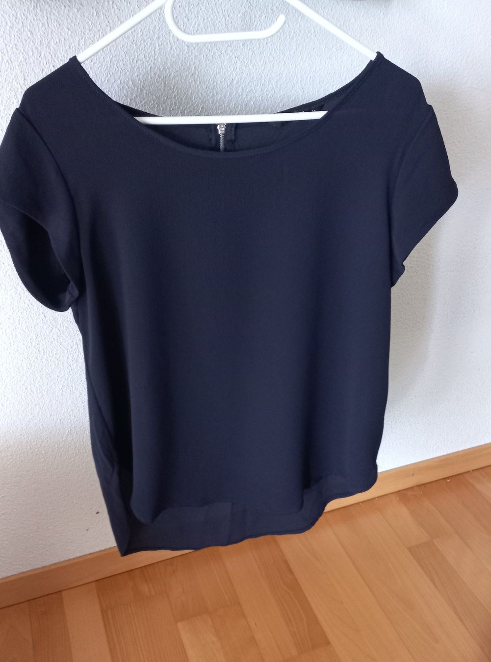 Only Camicette: 4 Damenblusen, Sommer, Only Grösse 40 – Nuovo (secondo la descrizione) da Bülach venduto da wauwau64 3