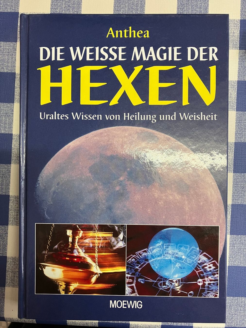 Livres: Die Weisse Magie der Hexen – D'occasion à Richterswil par Nathan_adler